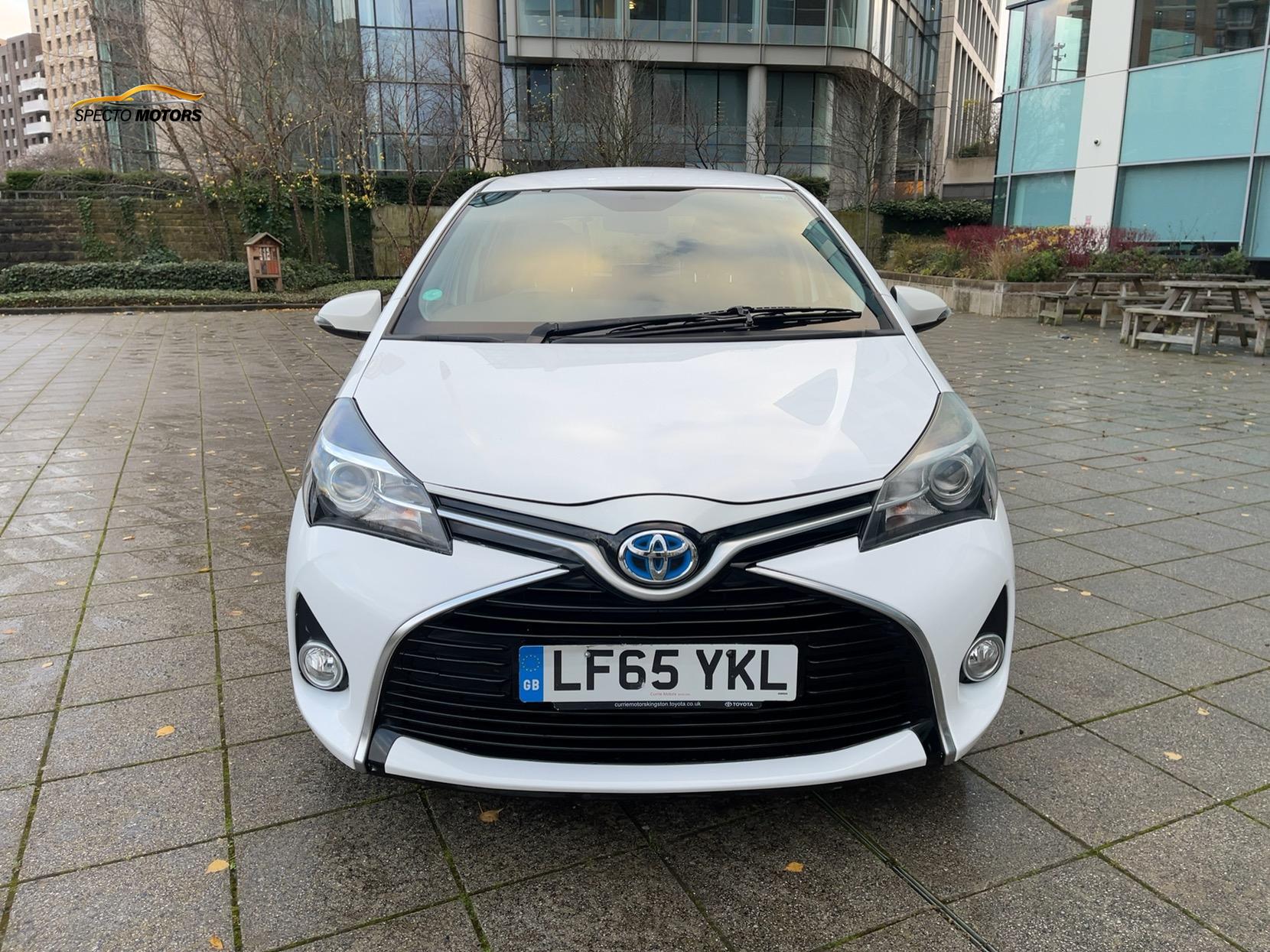 Toyota Yaris 1.5 VVT-h Icon Hatchback 5dr Petrol Hybrid E-CVT Euro 6 (101 ps)