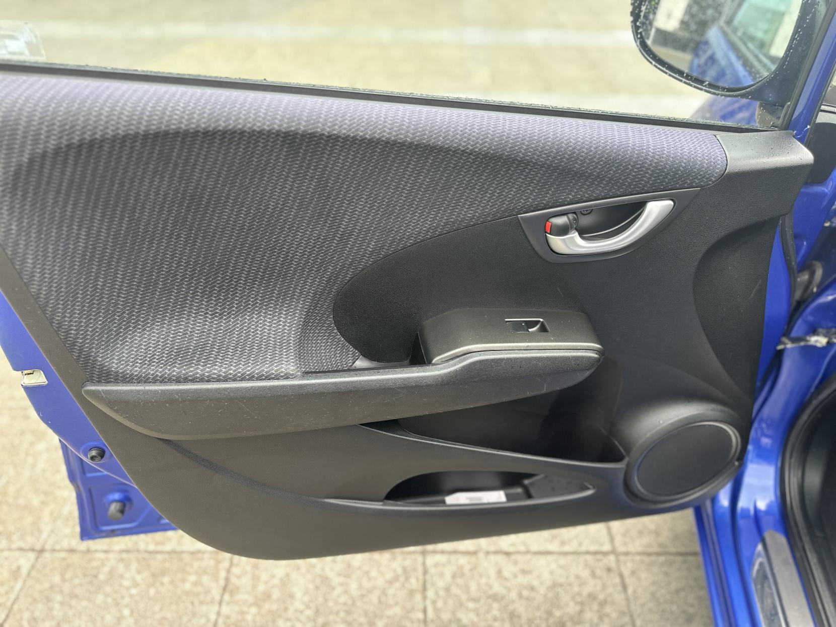 Honda Jazz 1.4 i-VTEC EX Hatchback 5dr Petrol CVT Euro 5 (99 ps)