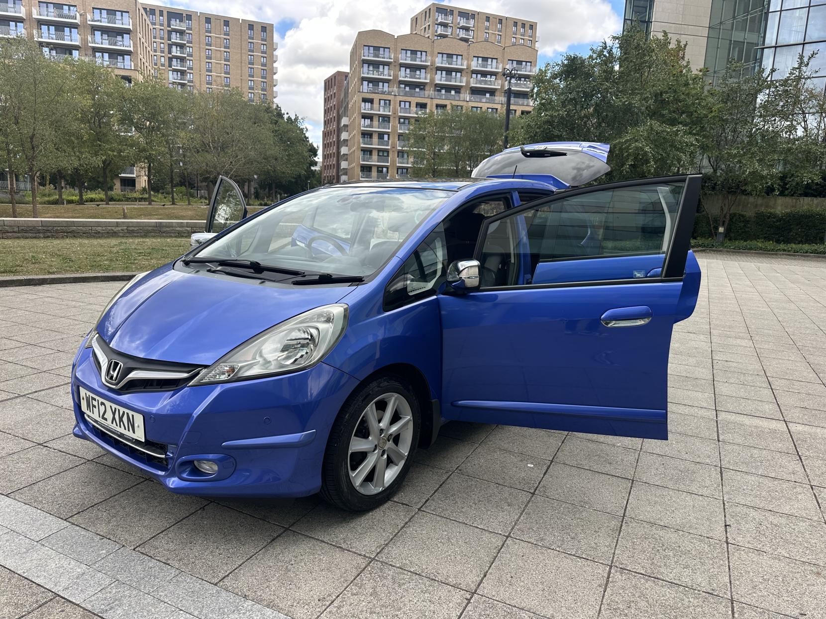 Honda Jazz 1.4 i-VTEC EX Hatchback 5dr Petrol CVT Euro 5 (99 ps)