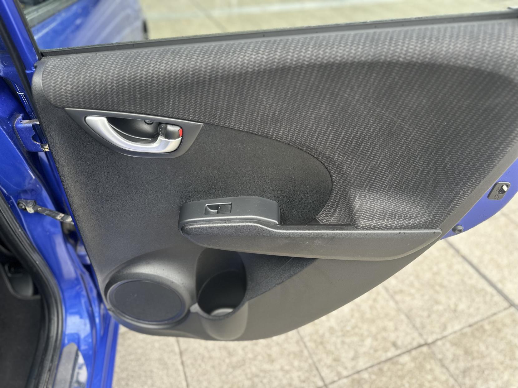Honda Jazz 1.4 i-VTEC EX Hatchback 5dr Petrol CVT Euro 5 (99 ps)