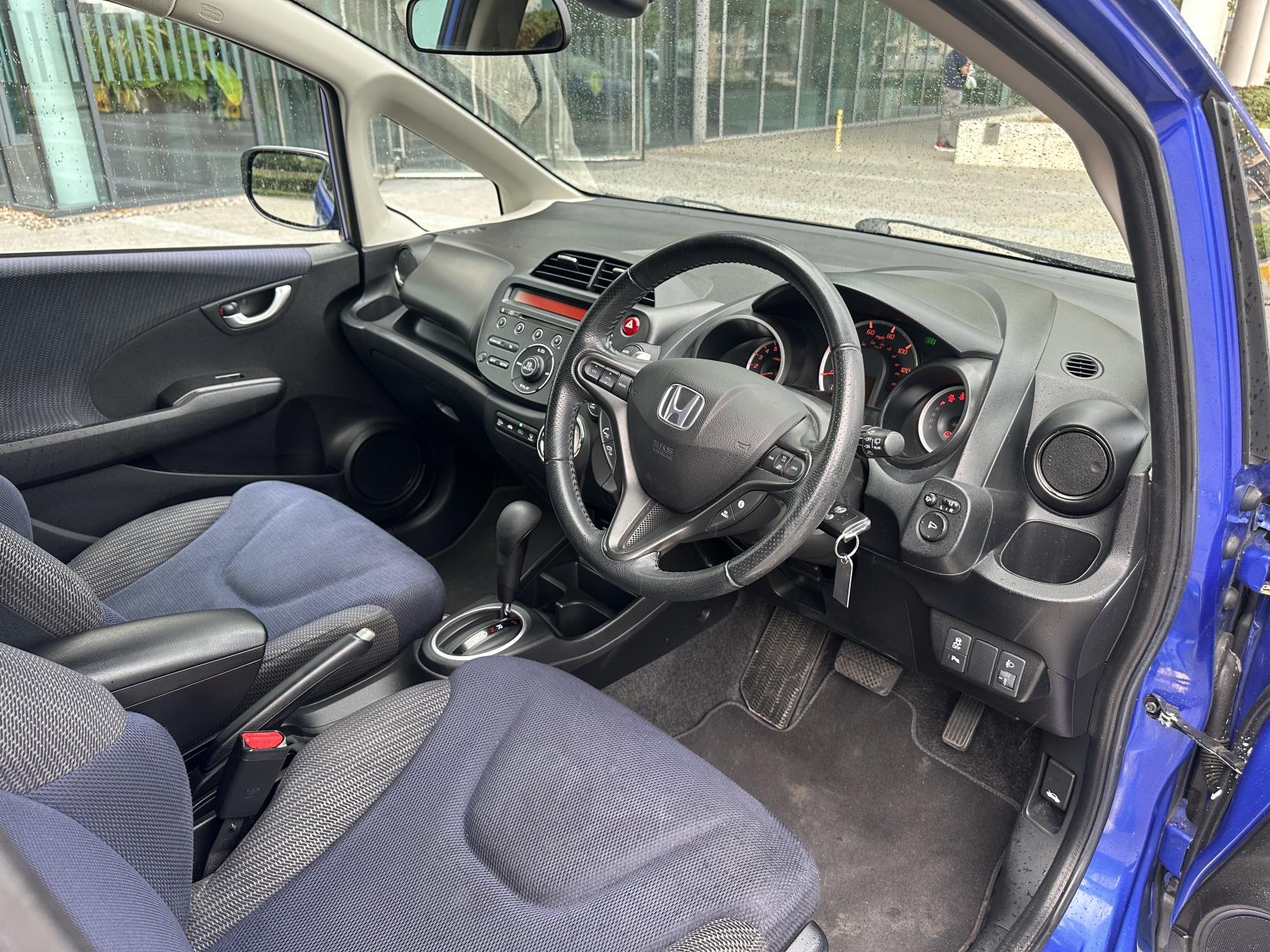 Honda Jazz 1.4 i-VTEC EX Hatchback 5dr Petrol CVT Euro 5 (99 ps)