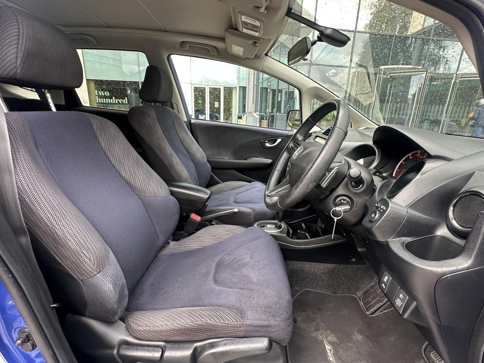 Honda Jazz 1.4 i-VTEC EX Hatchback 5dr Petrol CVT Euro 5 (99 ps)