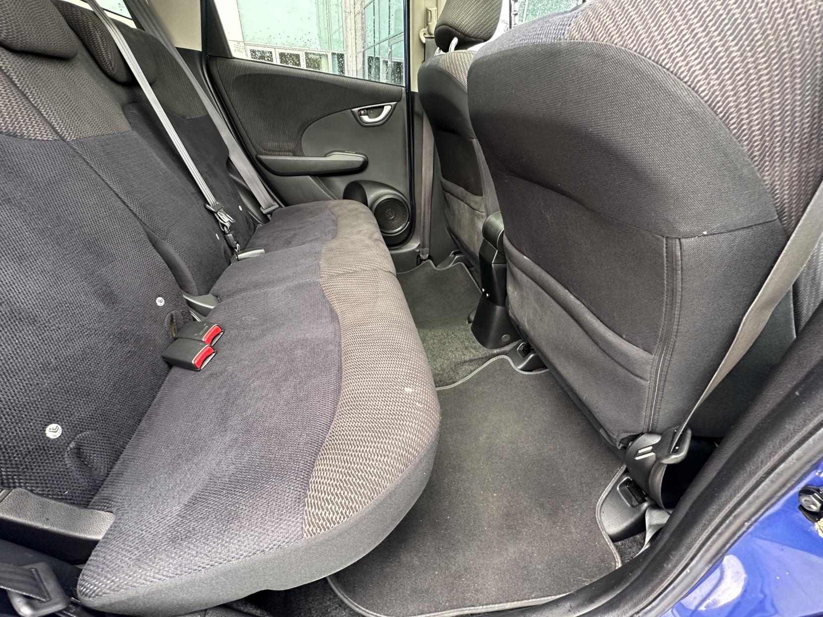 Honda Jazz 1.4 i-VTEC EX Hatchback 5dr Petrol CVT Euro 5 (99 ps)
