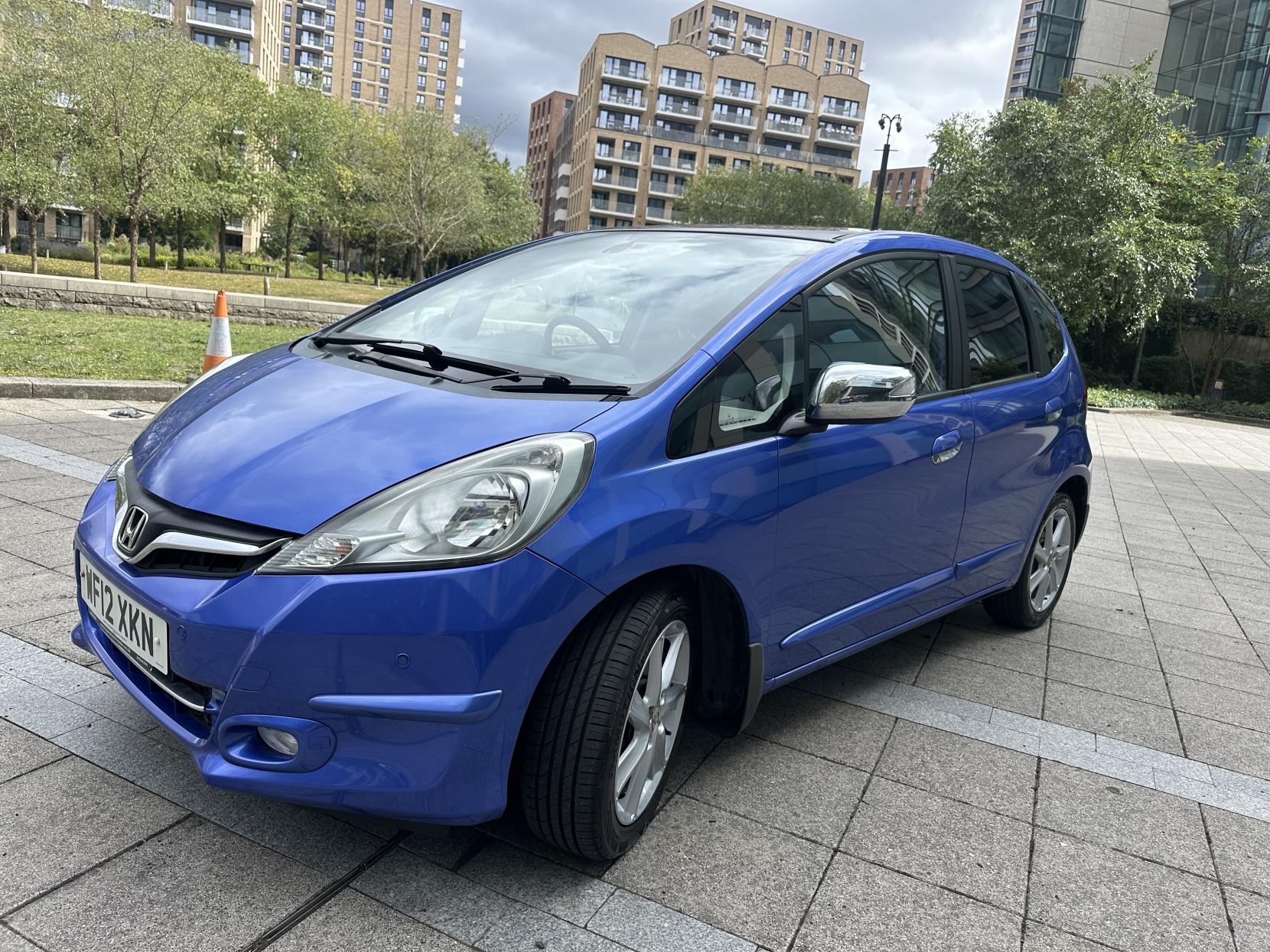 Honda Jazz 1.4 i-VTEC EX Hatchback 5dr Petrol CVT Euro 5 (99 ps)