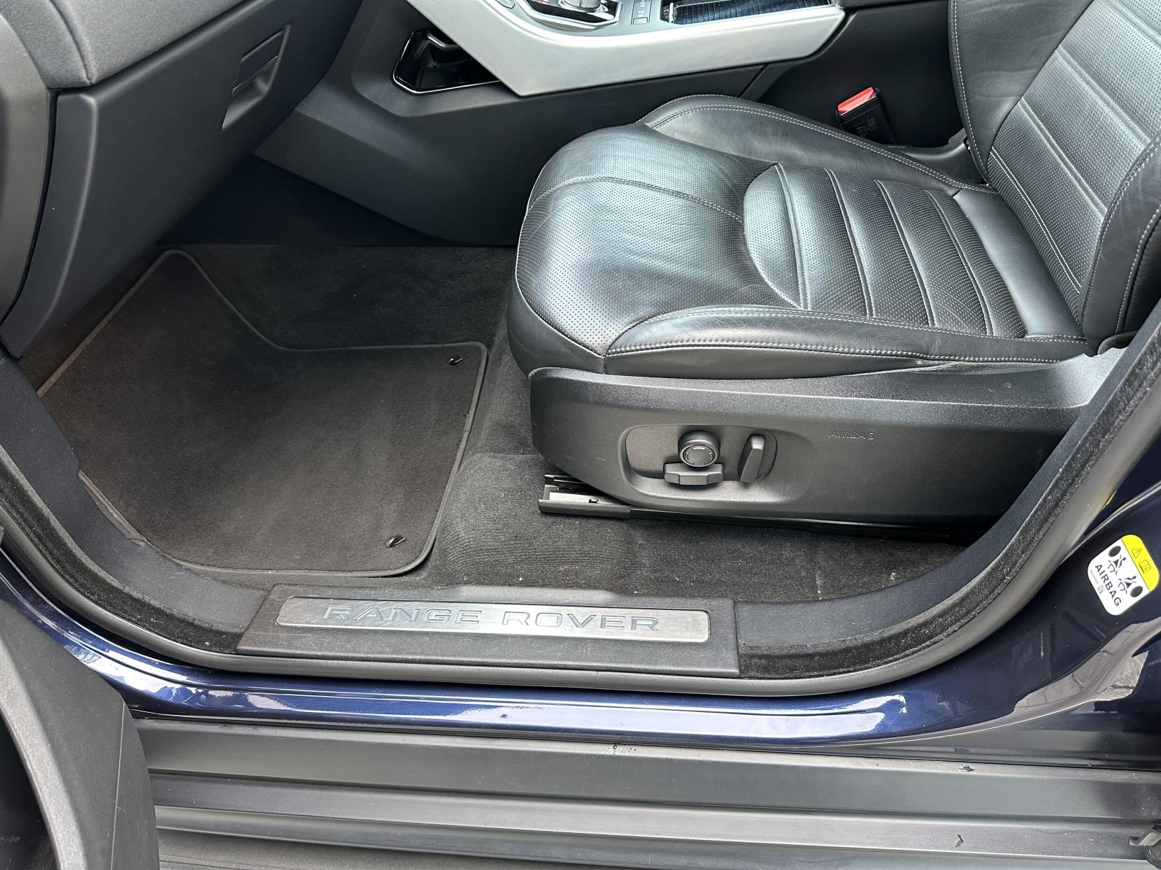 Land Rover Range Rover Evoque 2.0 TD4 HSE Dynamic Lux SUV 5dr Diesel Auto 4WD Euro 6 (s/s) (180 ps)