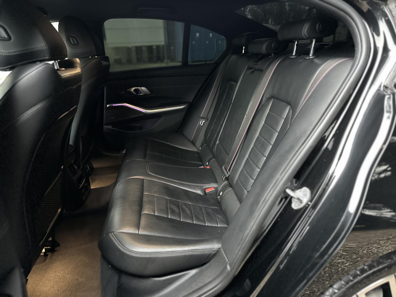 BMW 3 Series 2.0 320d M Sport Saloon 4dr Diesel Auto Euro 6 (s/s) (190 ps)