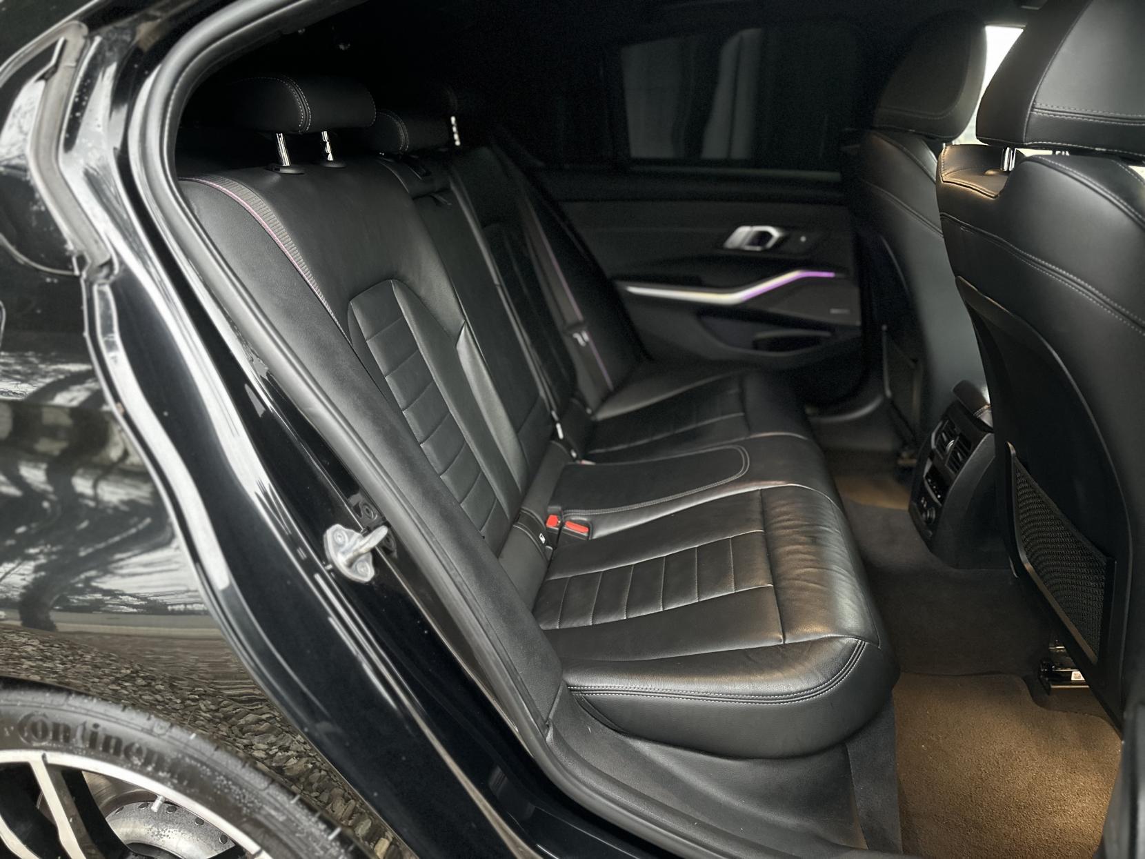 BMW 3 Series 2.0 320d M Sport Saloon 4dr Diesel Auto Euro 6 (s/s) (190 ps)