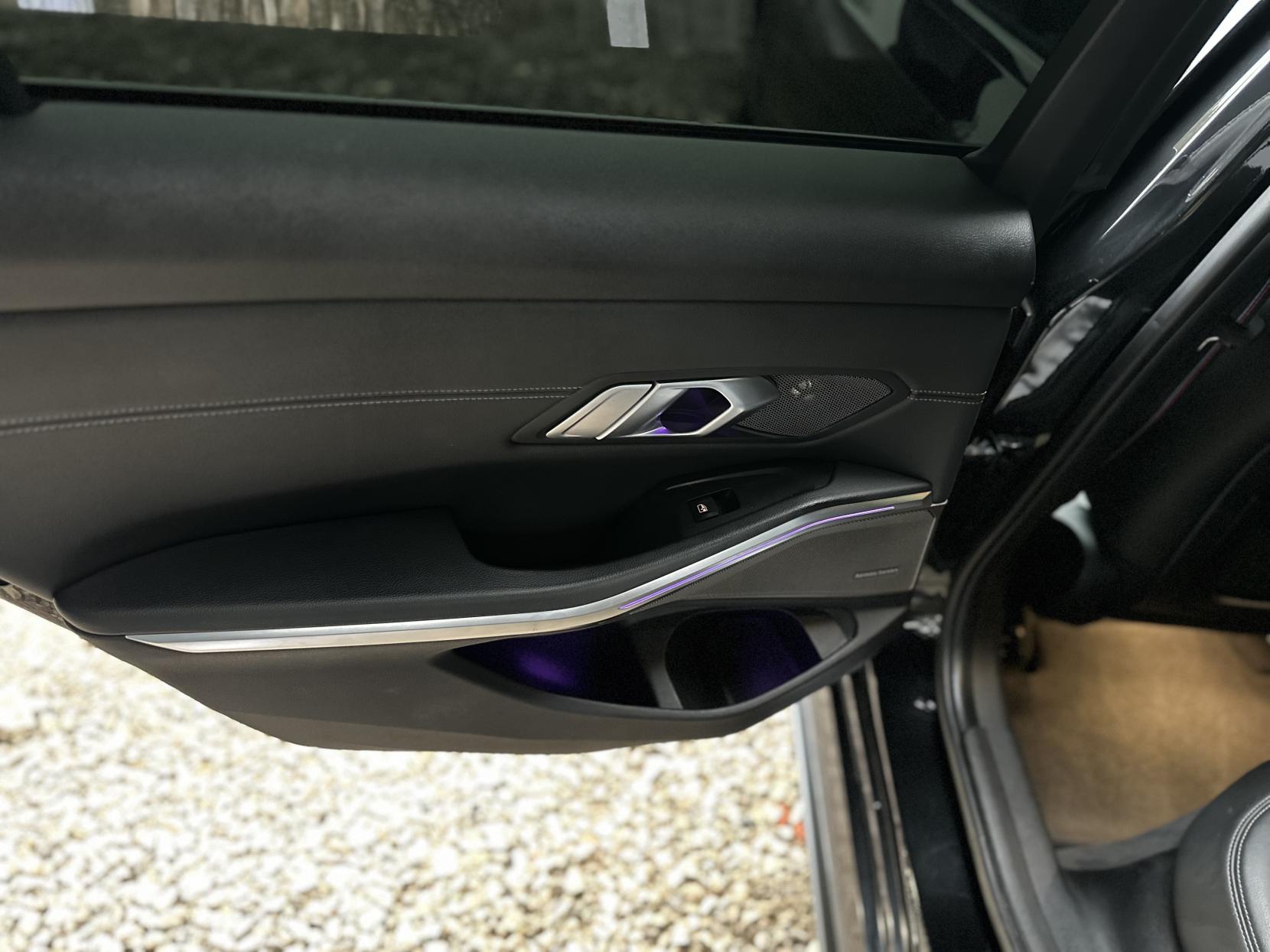 BMW 3 Series 2.0 320d M Sport Saloon 4dr Diesel Auto Euro 6 (s/s) (190 ps)