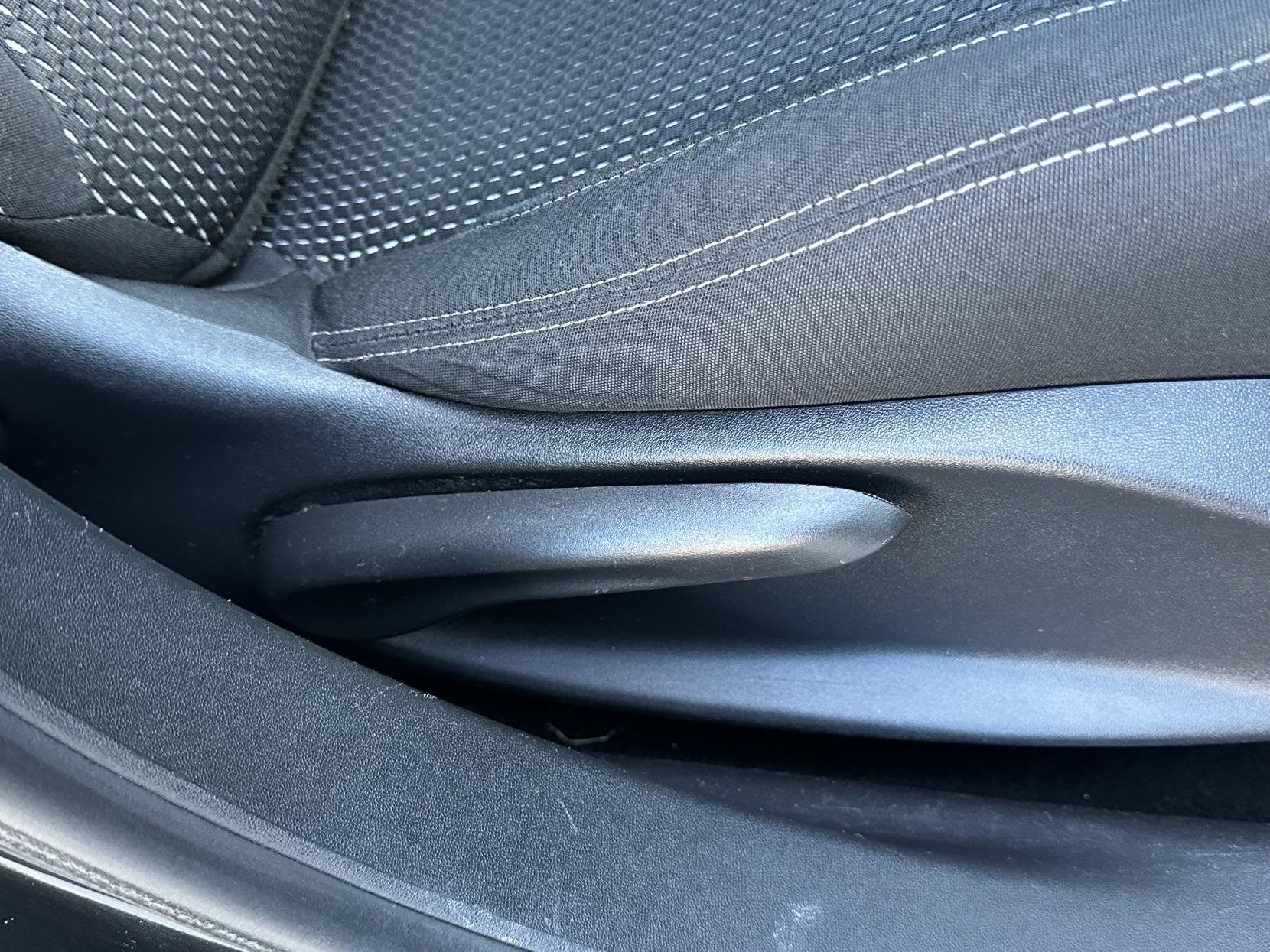 Peugeot 208 1.2 PureTech Allure Hatchback 5dr Petrol Manual Euro 6 (82 ps)