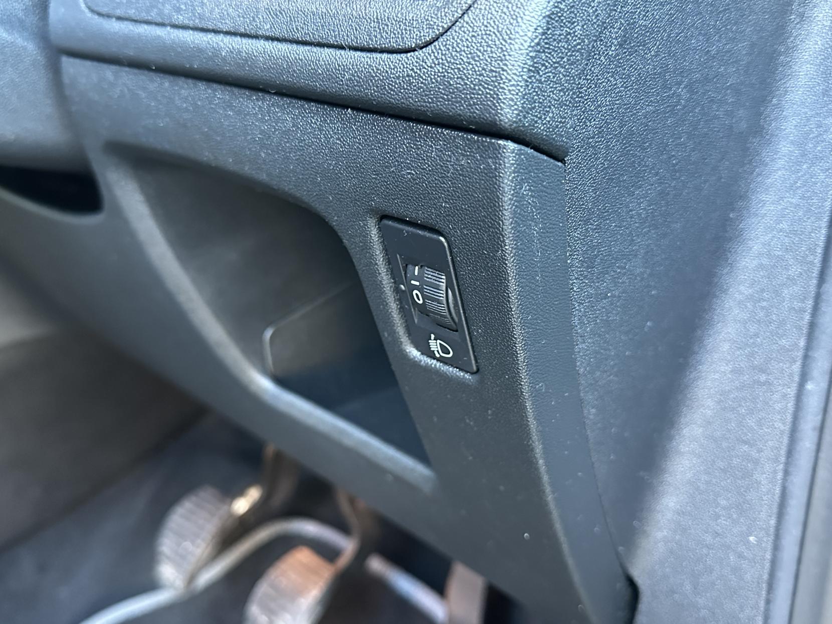 Peugeot 208 1.2 PureTech Allure Hatchback 5dr Petrol Manual Euro 6 (82 ps)