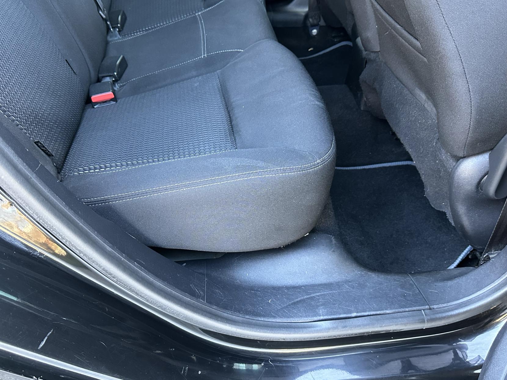 Peugeot 208 1.2 PureTech Allure Hatchback 5dr Petrol Manual Euro 6 (82 ps)