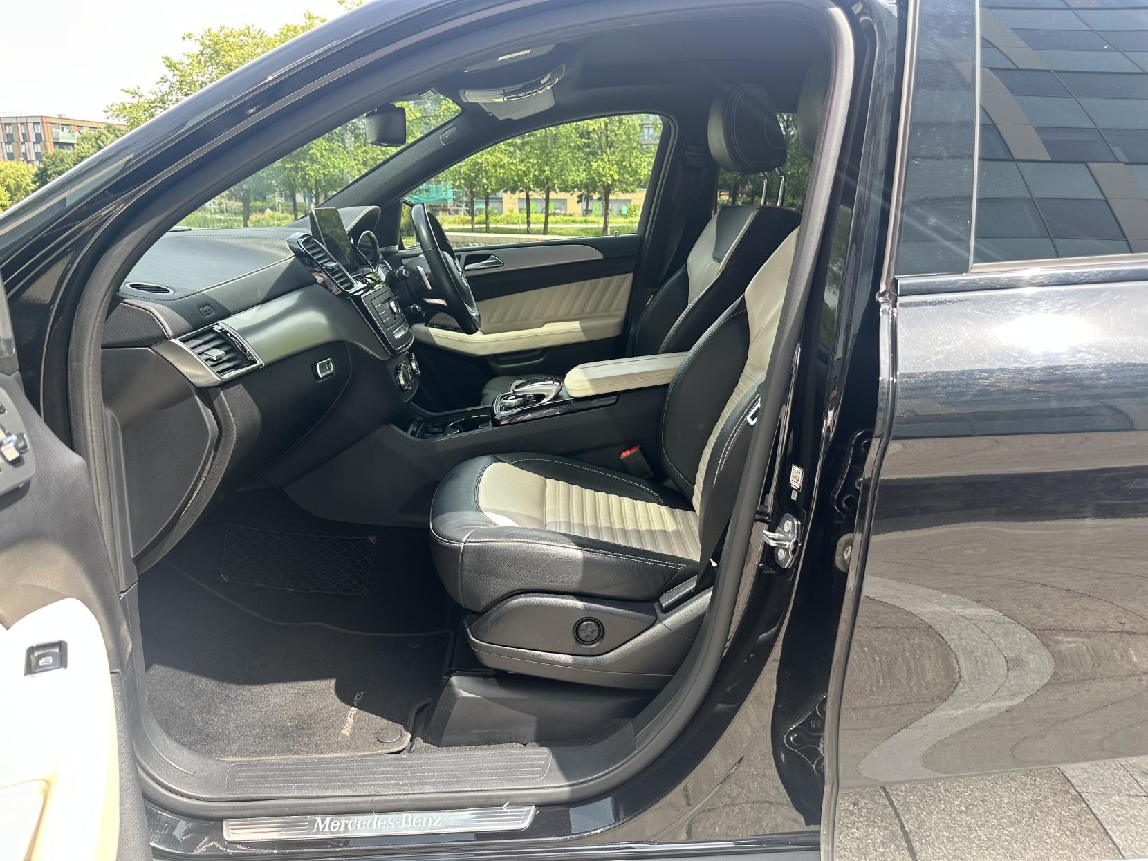 Mercedes-Benz GLE 3.0 GLE350d V6 AMG Night Edition (Premium Plus) Coupe 5dr Diesel G-Tronic+ 4MATIC Euro 6 (s/s) (258 ps)