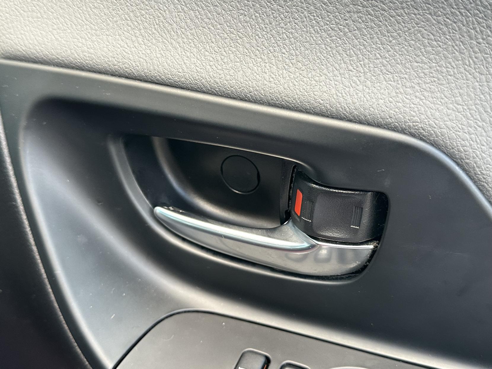 Toyota Yaris 1.5 VVT-h Icon Hatchback 5dr Petrol Hybrid E-CVT Euro 6 (s/s) (100 ps)