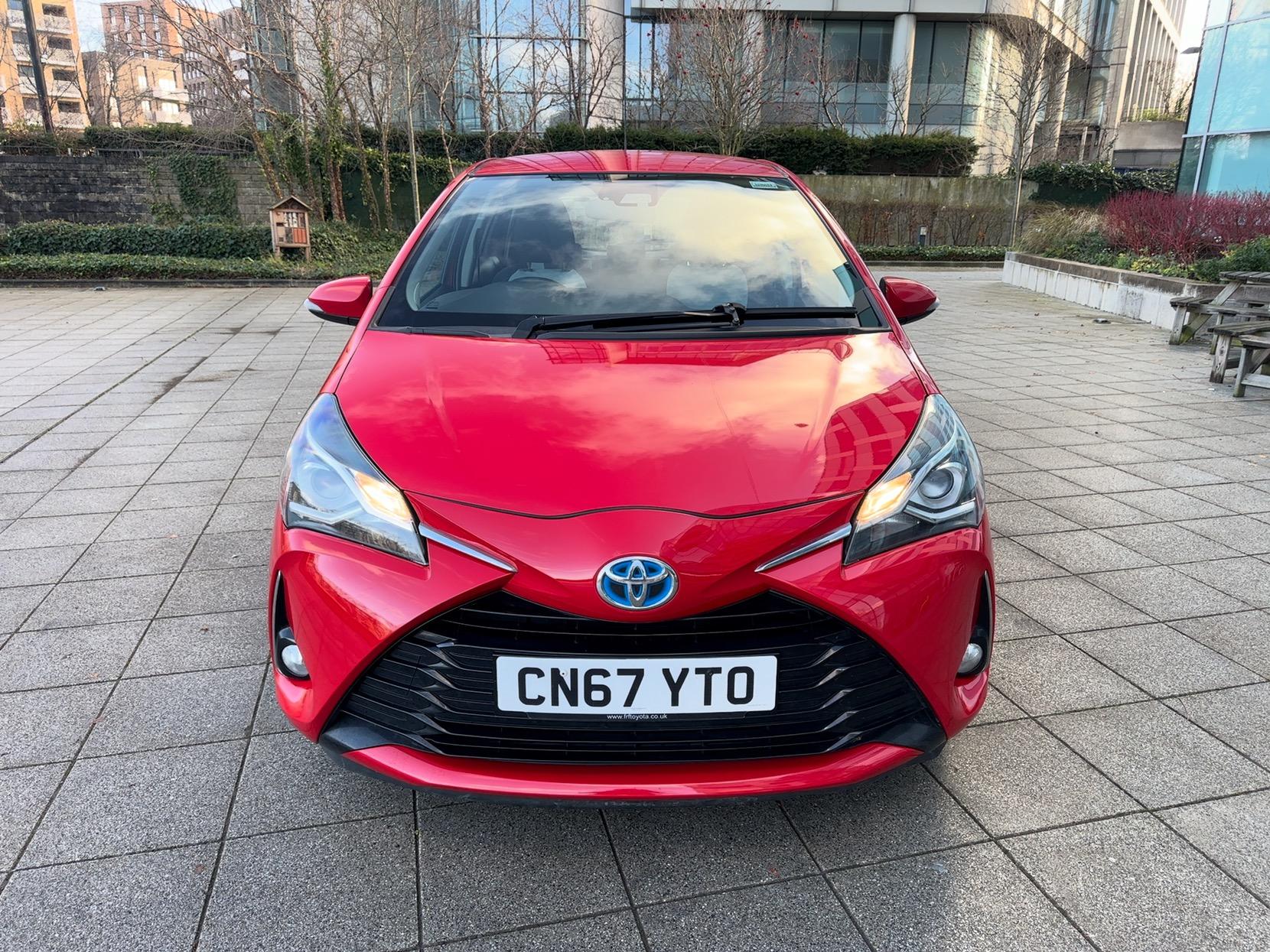 Toyota Yaris 1.5 VVT-h Icon Hatchback 5dr Petrol Hybrid E-CVT Euro 6 (s/s) (100 ps)