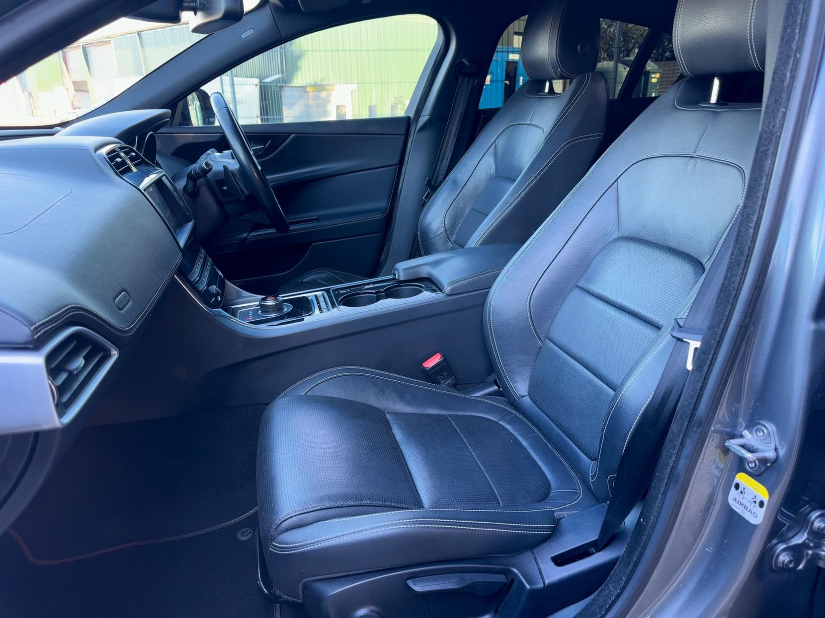 Jaguar XE 2.0d R-Sport Saloon 4dr Diesel Auto Euro 6 (s/s) (180 ps)