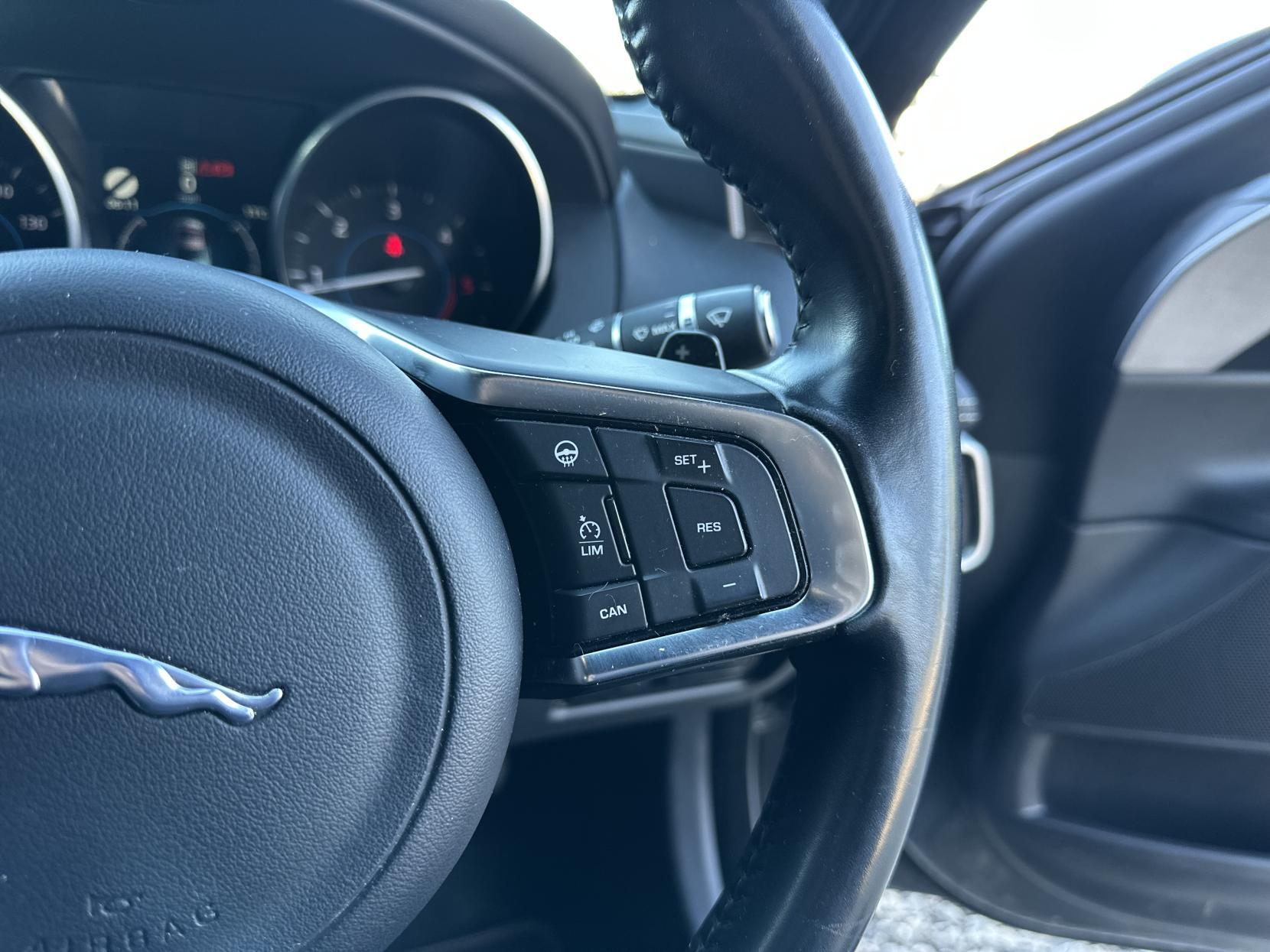 Jaguar XE 2.0d R-Sport Saloon 4dr Diesel Auto Euro 6 (s/s) (180 ps)