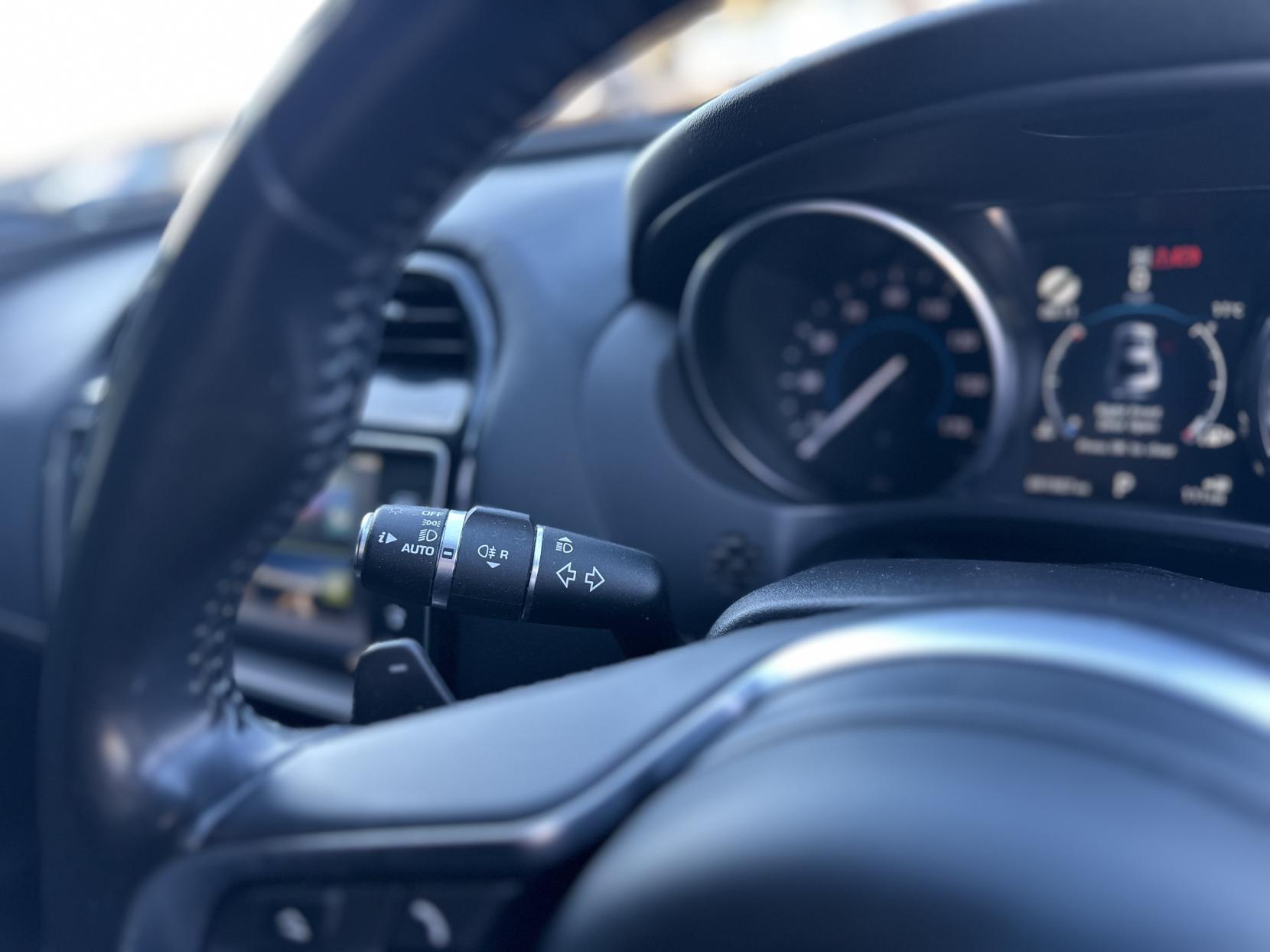 Jaguar XE 2.0d R-Sport Saloon 4dr Diesel Auto Euro 6 (s/s) (180 ps)