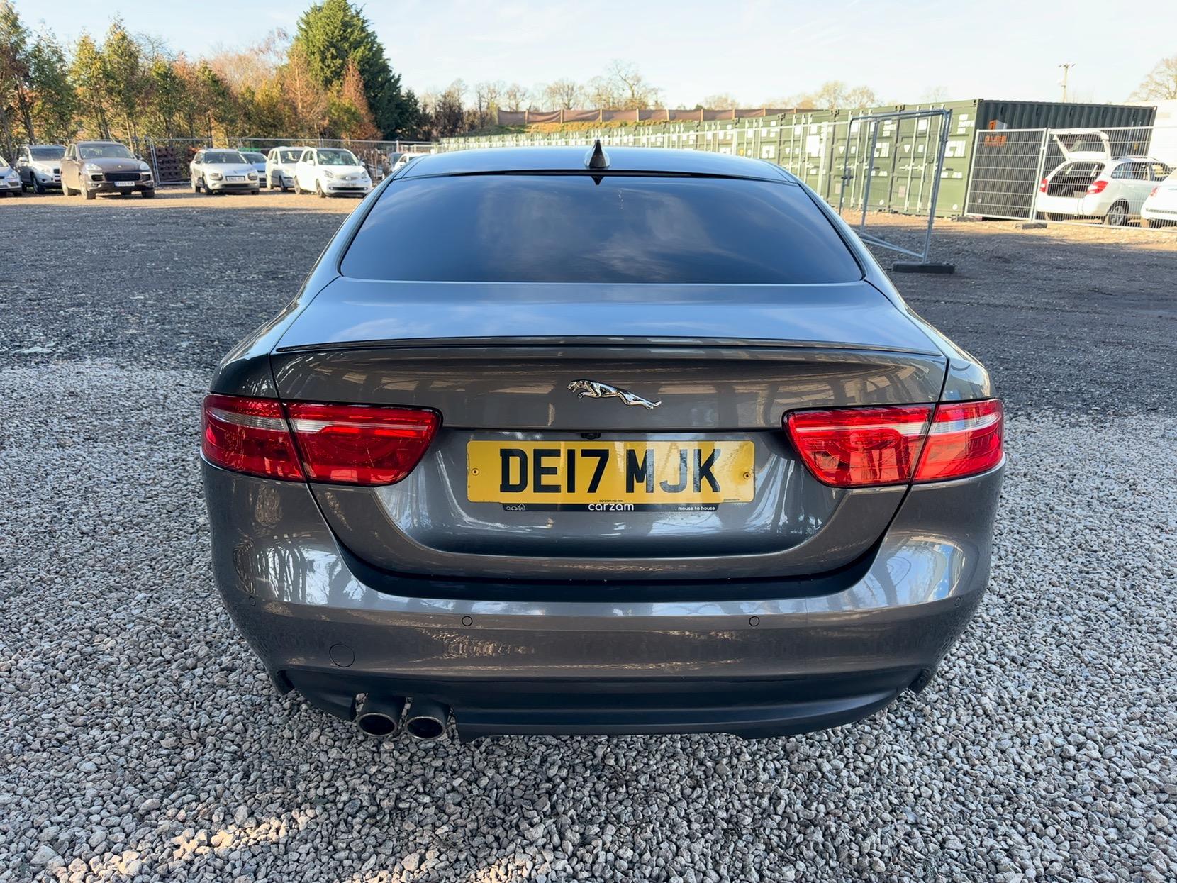 Jaguar XE 2.0d R-Sport Saloon 4dr Diesel Auto Euro 6 (s/s) (180 ps)