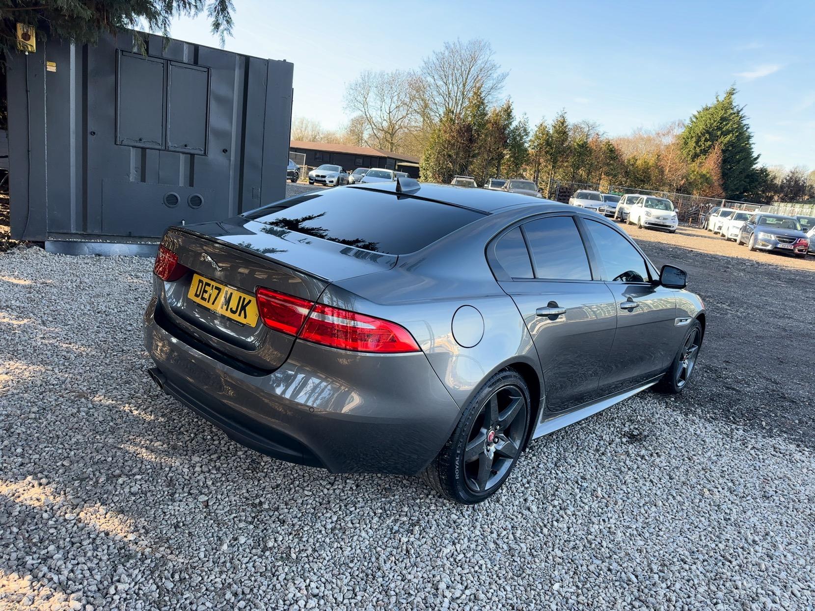 Jaguar XE 2.0d R-Sport Saloon 4dr Diesel Auto Euro 6 (s/s) (180 ps)