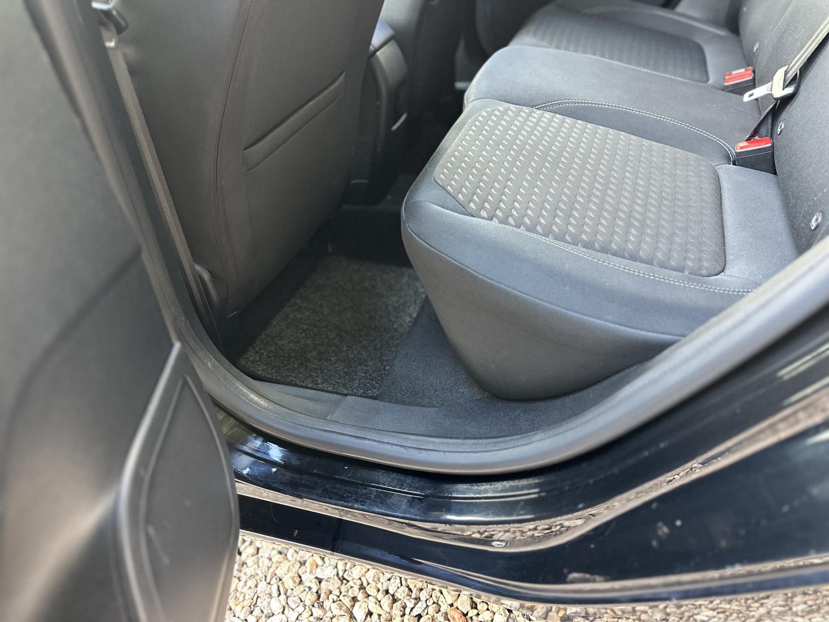 Ford Fiesta 1.0T EcoBoost Titanium Hatchback 5dr Petrol Manual Euro 6 (s/s) (125 ps)