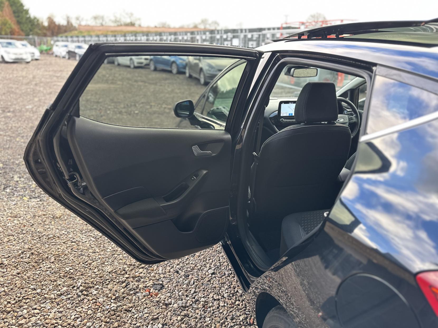 Ford Fiesta 1.0T EcoBoost Titanium Hatchback 5dr Petrol Manual Euro 6 (s/s) (125 ps)