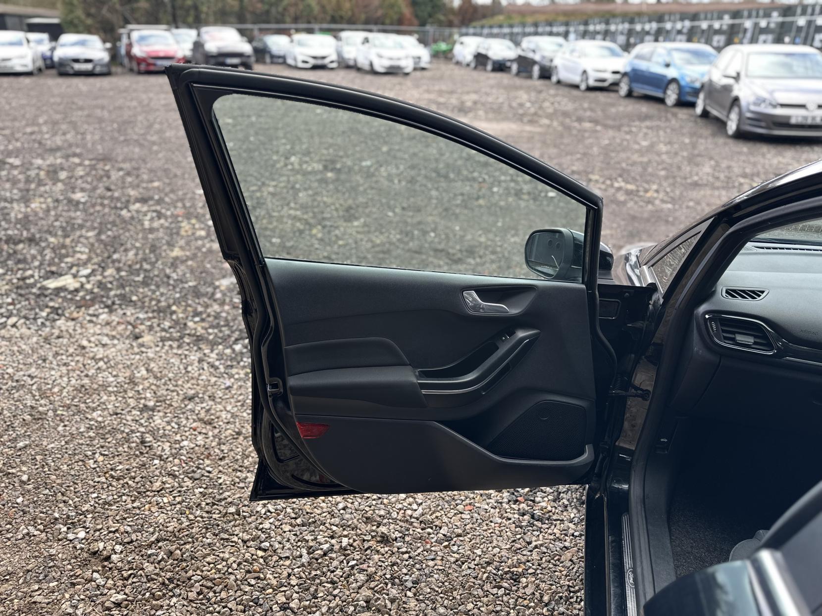 Ford Fiesta 1.0T EcoBoost Titanium Hatchback 5dr Petrol Manual Euro 6 (s/s) (125 ps)