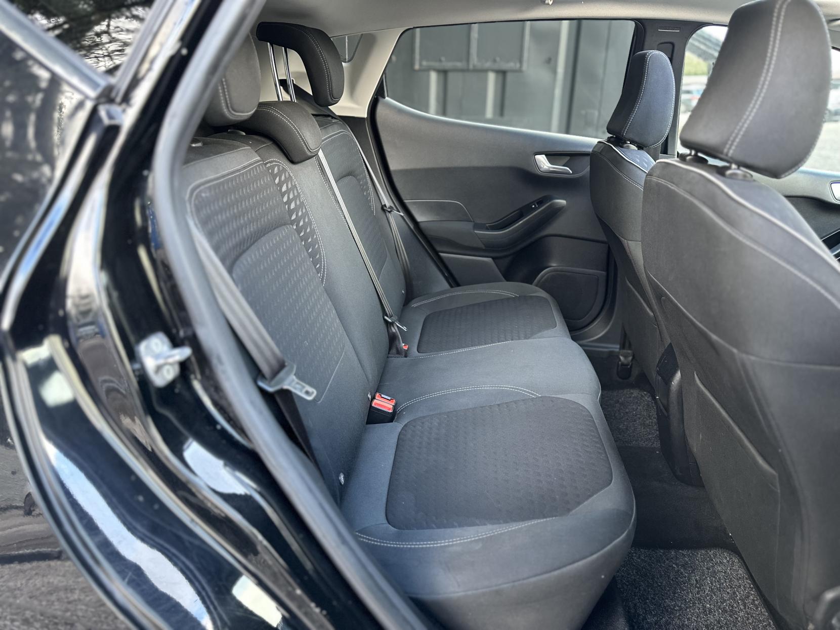 Ford Fiesta 1.0T EcoBoost Titanium Hatchback 5dr Petrol Manual Euro 6 (s/s) (125 ps)