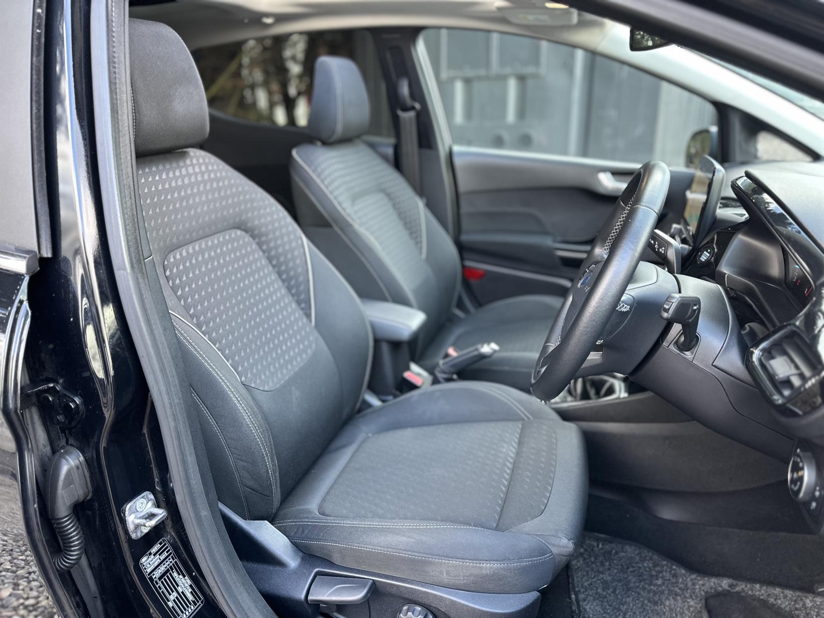 Ford Fiesta 1.0T EcoBoost Titanium Hatchback 5dr Petrol Manual Euro 6 (s/s) (125 ps)