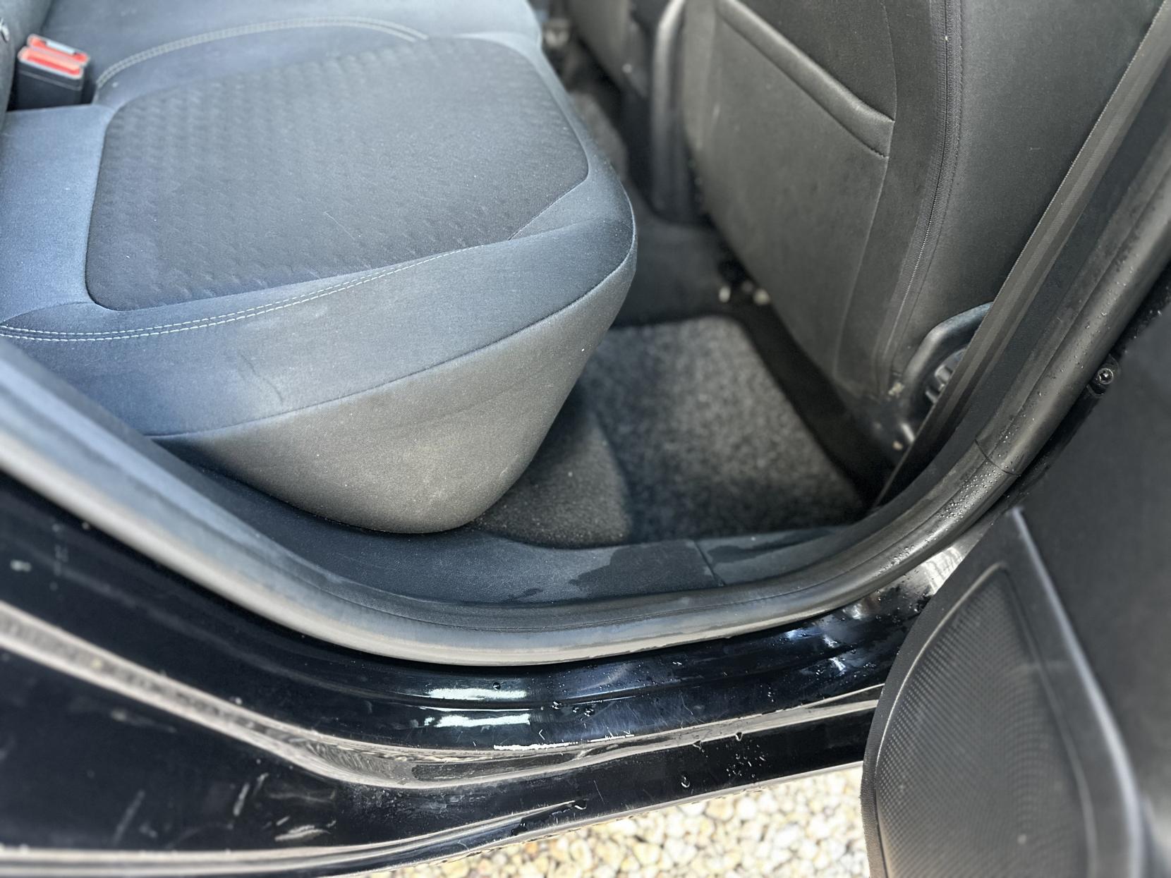 Ford Fiesta 1.0T EcoBoost Titanium Hatchback 5dr Petrol Manual Euro 6 (s/s) (125 ps)