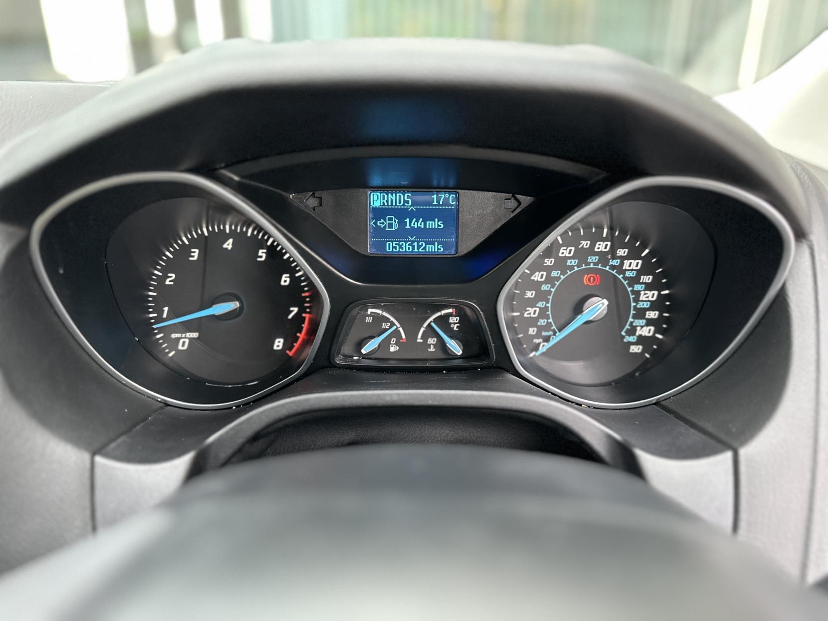 Ford Focus 1.6 Edge Hatchback 5dr Petrol Powershift Euro 5 (125 ps)