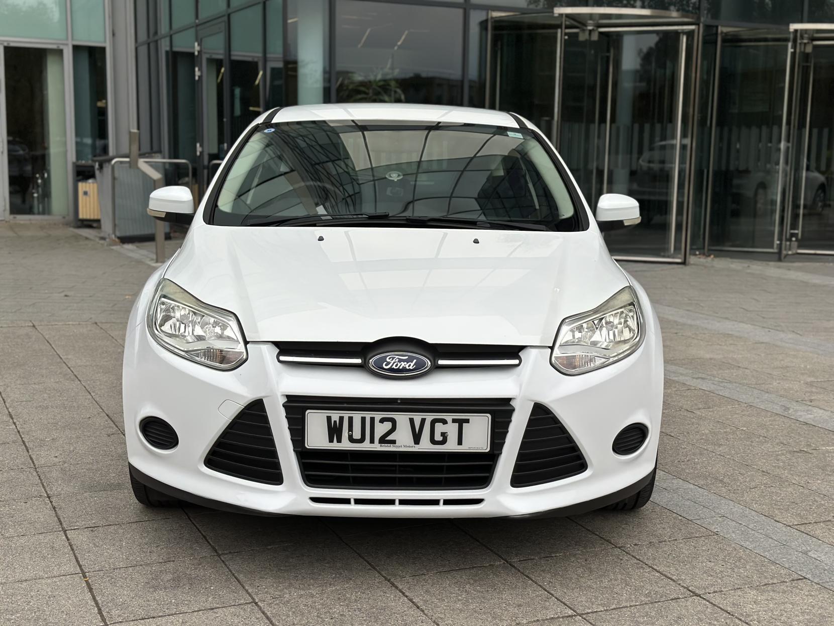 Ford Focus 1.6 Edge Hatchback 5dr Petrol Powershift Euro 5 (125 ps)