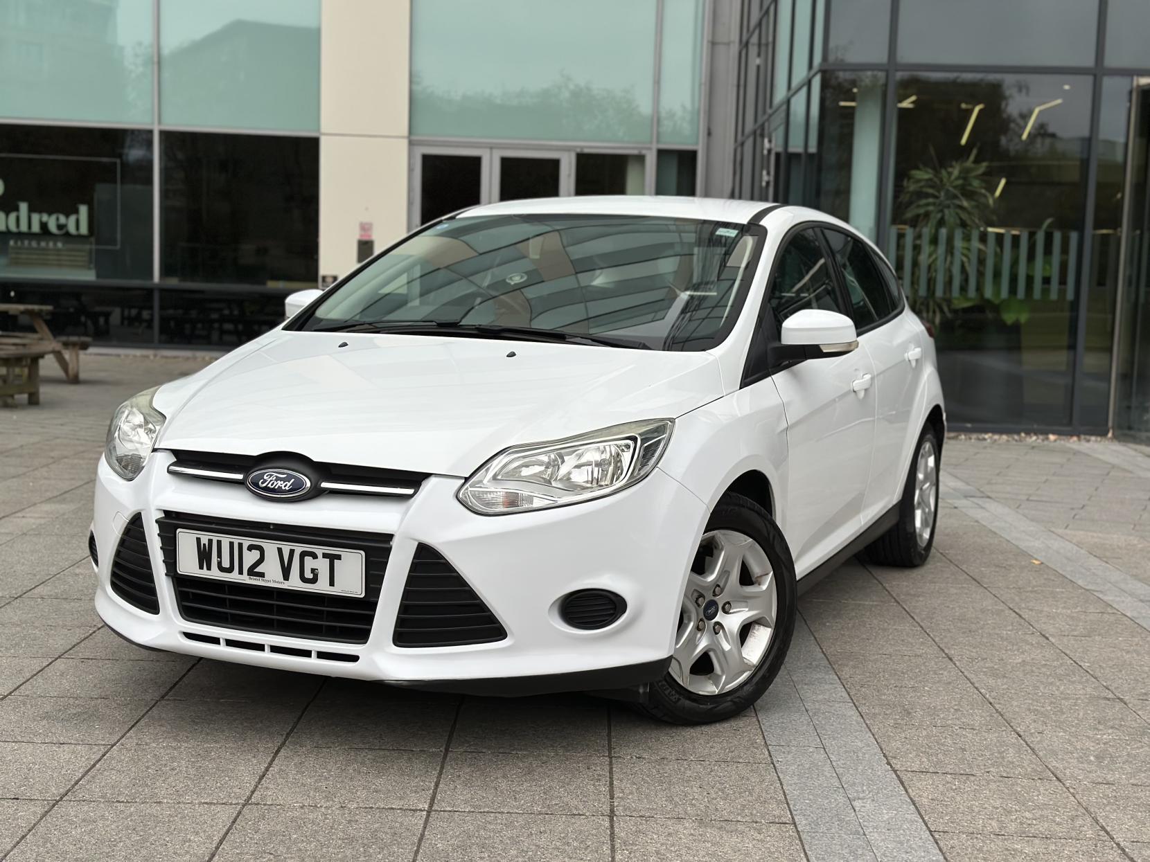 Ford Focus 1.6 Edge Hatchback 5dr Petrol Powershift Euro 5 (125 ps)