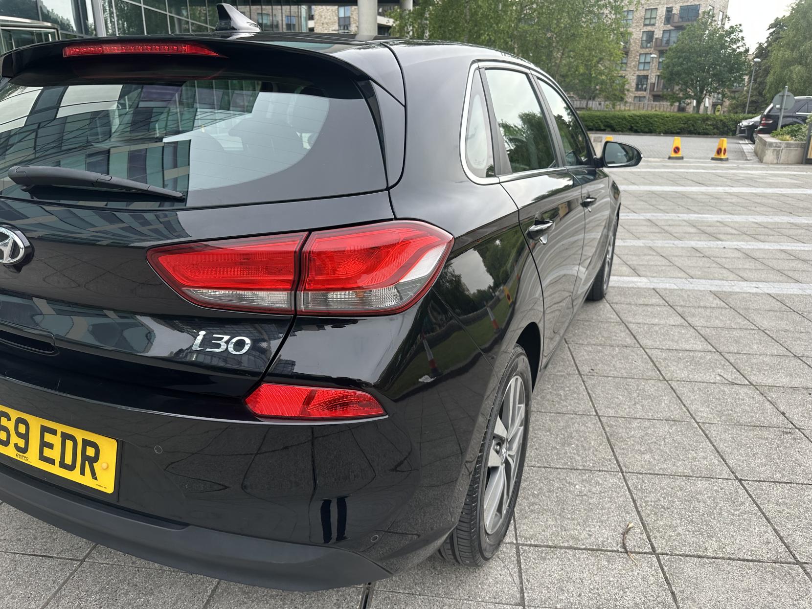 Hyundai i30 1.0 T-GDi SE Hatchback 5dr Petrol Manual Euro 6 (s/s) (120 ps)