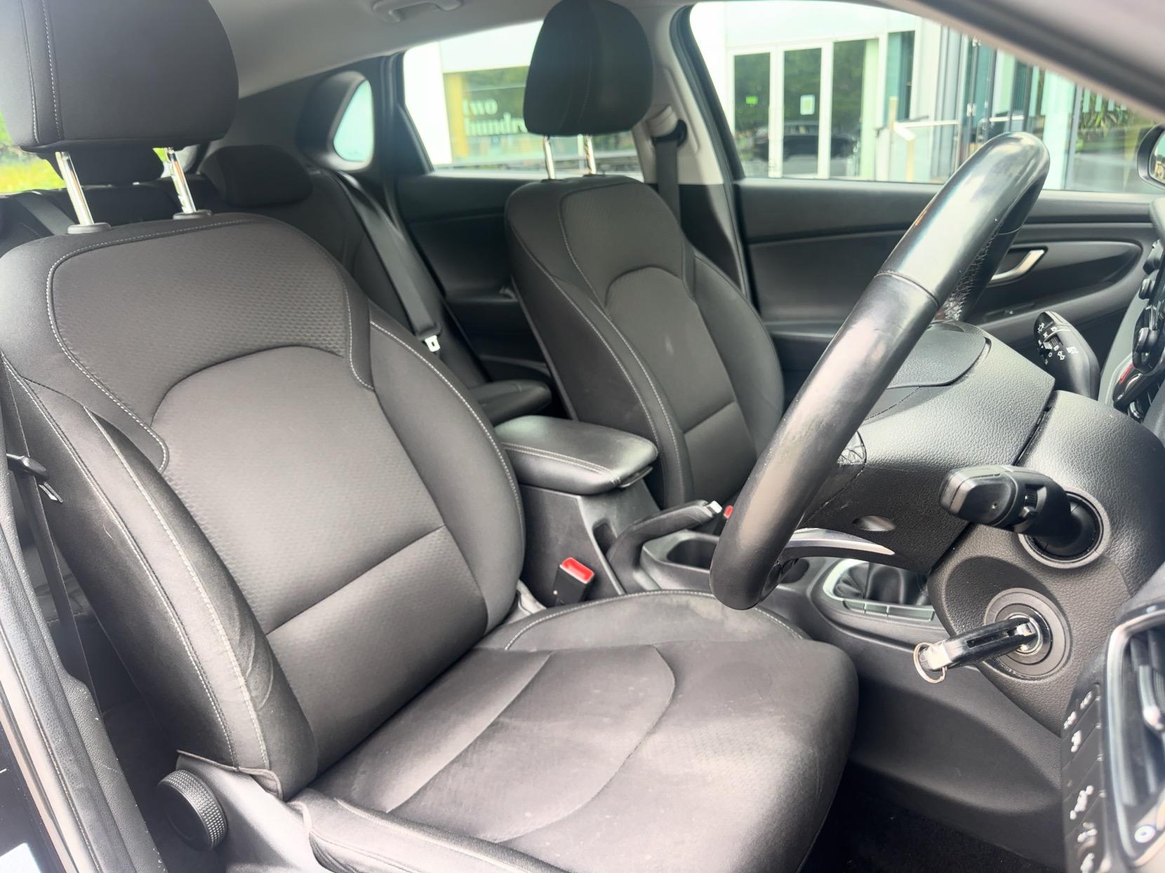 Hyundai i30 1.0 T-GDi SE Hatchback 5dr Petrol Manual Euro 6 (s/s) (120 ps)