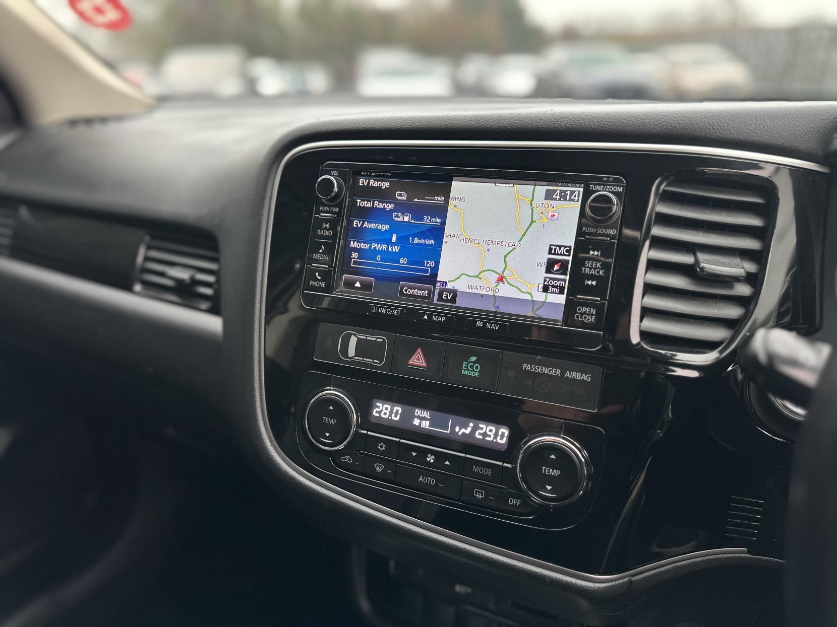 Mitsubishi Outlander 2.0h 12kWh GX4h SUV 5dr Petrol Plug-in Hybrid CVT 4WD Euro 6 (s/s) (200 ps)