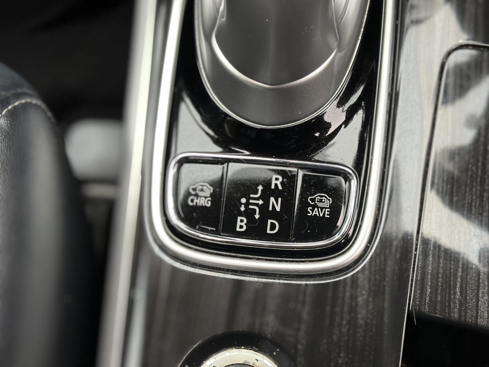 Mitsubishi Outlander 2.0h 12kWh GX4h SUV 5dr Petrol Plug-in Hybrid CVT 4WD Euro 6 (s/s) (200 ps)