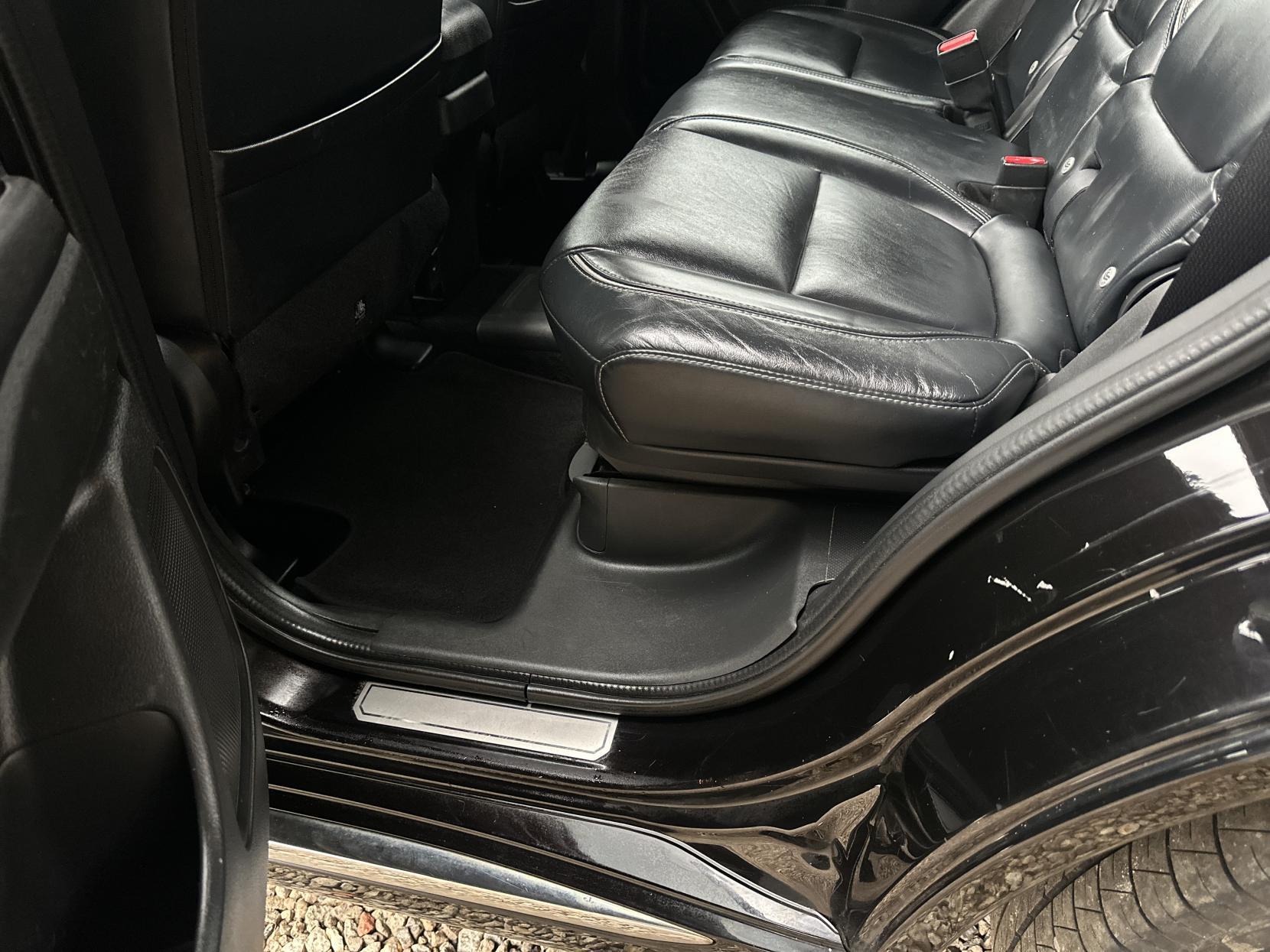 Mitsubishi Outlander 2.0h 12kWh GX4h SUV 5dr Petrol Plug-in Hybrid CVT 4WD Euro 6 (s/s) (200 ps)