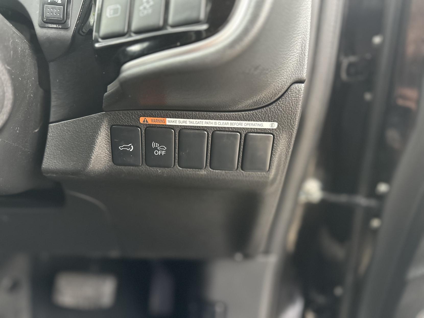 Mitsubishi Outlander 2.0h 12kWh GX4h SUV 5dr Petrol Plug-in Hybrid CVT 4WD Euro 6 (s/s) (200 ps)