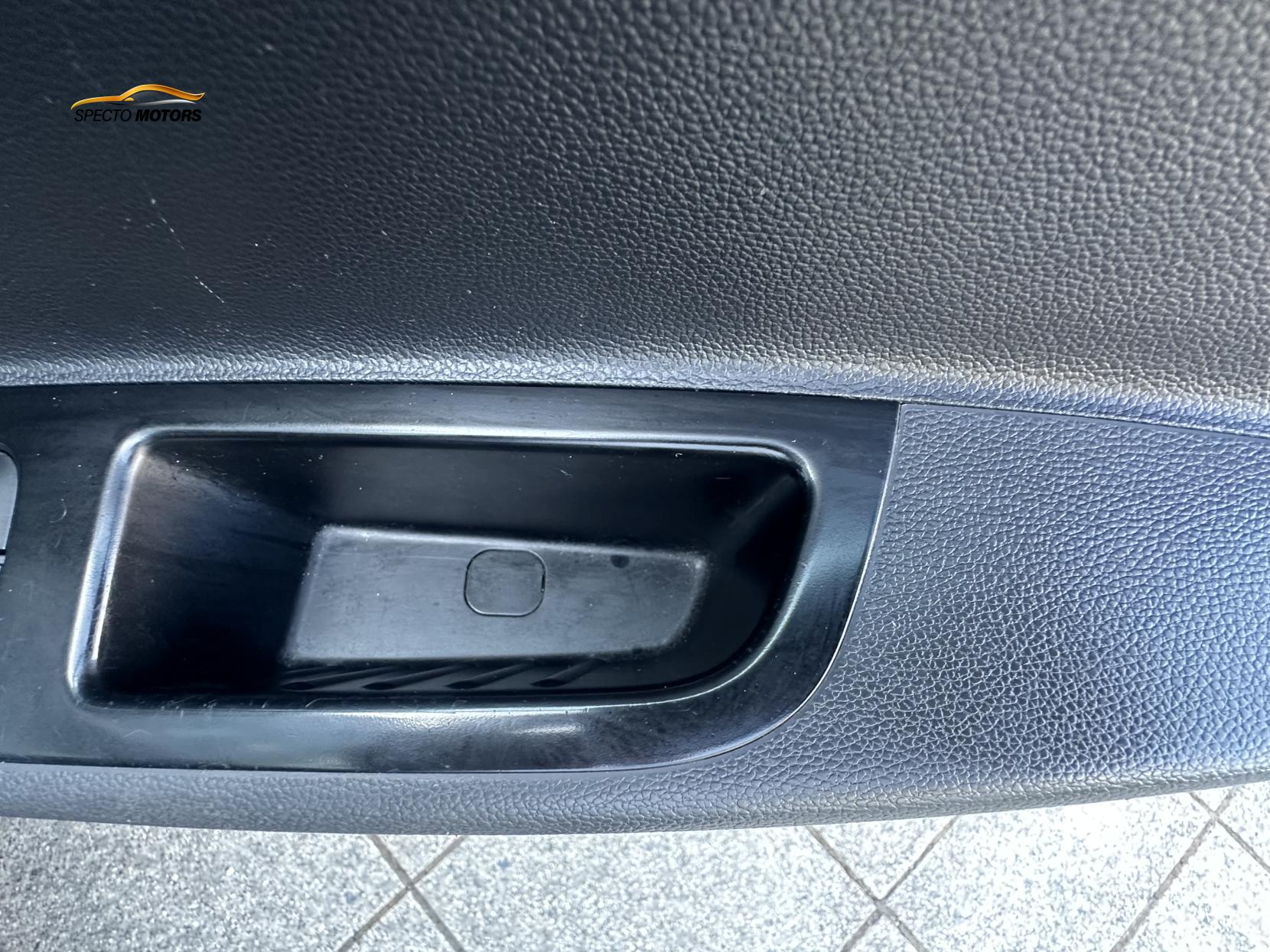 Hyundai i10 1.0 SE Hatchback 5dr Petrol Manual Euro 6 (66 ps)