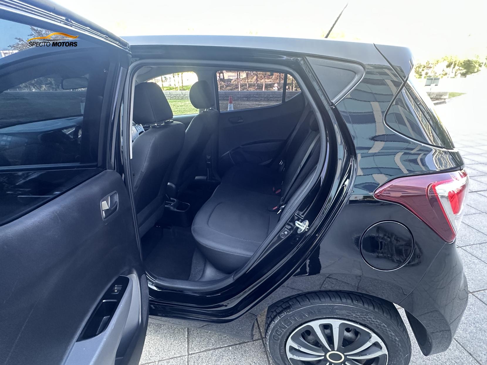 Hyundai i10 1.0 SE Hatchback 5dr Petrol Manual Euro 6 (66 ps)