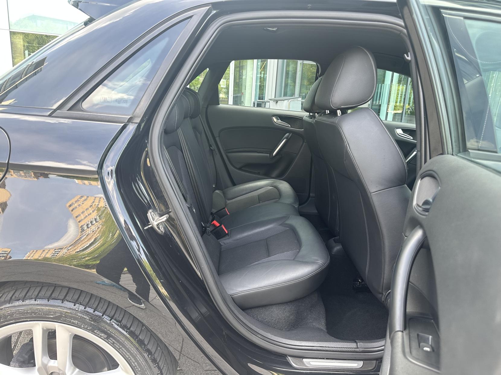 Audi A1 1.4 TFSI S line Sportback 5dr Petrol S Tronic Euro 5 (s/s) (122 ps)