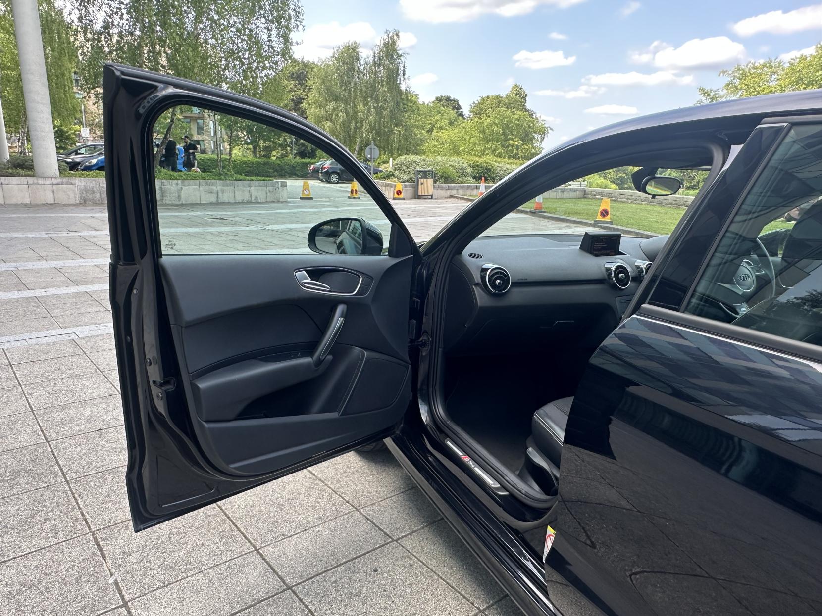Audi A1 1.4 TFSI S line Sportback 5dr Petrol S Tronic Euro 5 (s/s) (122 ps)