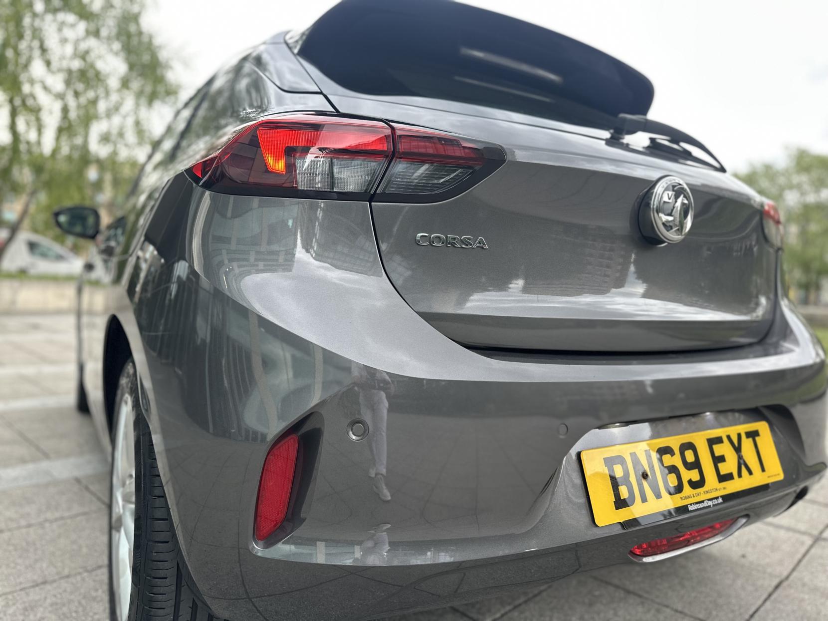 Vauxhall Corsa 1.2 Turbo SE Premium Hatchback 5dr Petrol Auto Euro 6 (s/s) (100 ps)