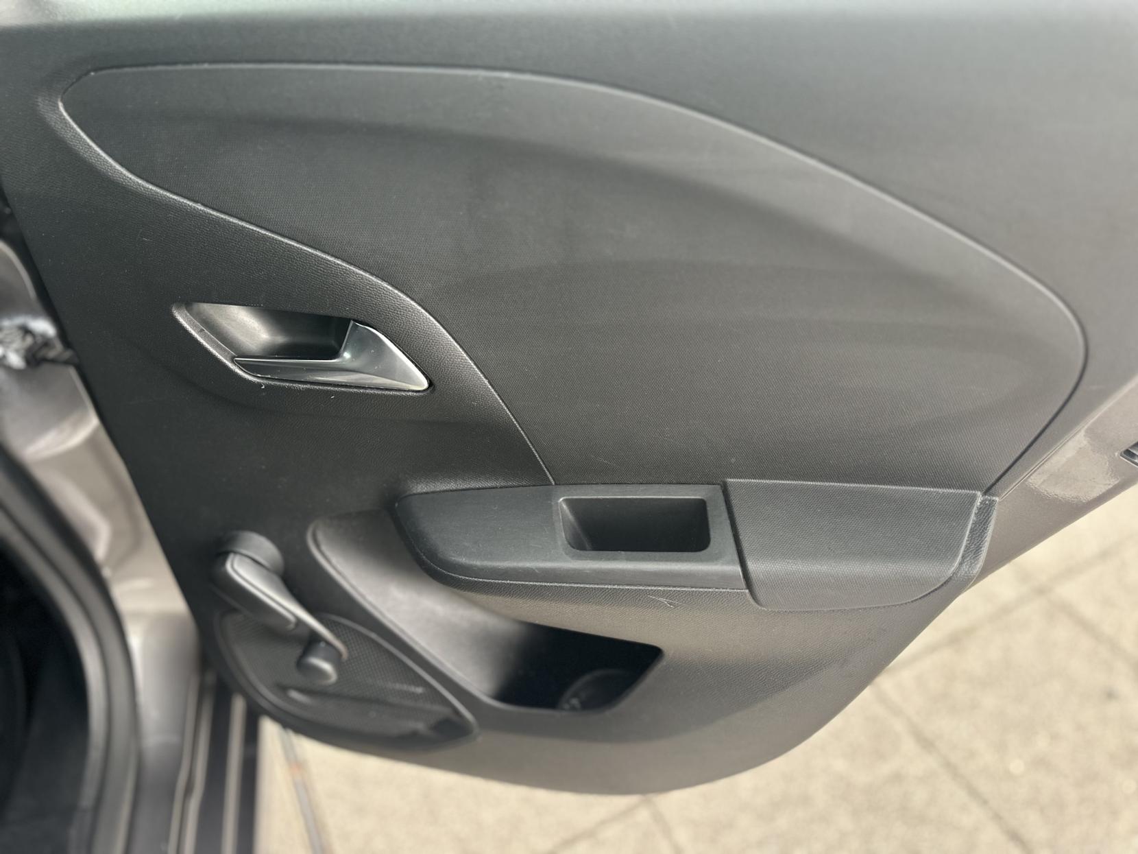Vauxhall Corsa 1.2 Turbo SE Premium Hatchback 5dr Petrol Auto Euro 6 (s/s) (100 ps)
