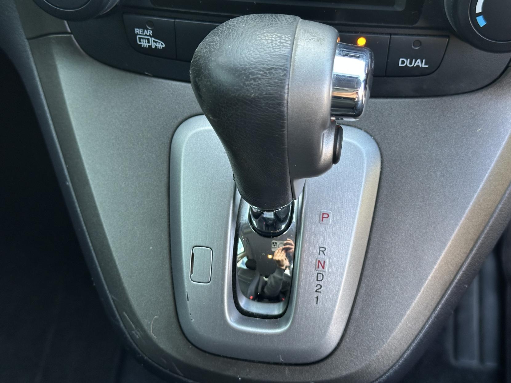 Honda CR-V 2.0 i-VTEC SE Plus SUV 5dr Petrol Auto 4WD Euro 5 (150 ps)