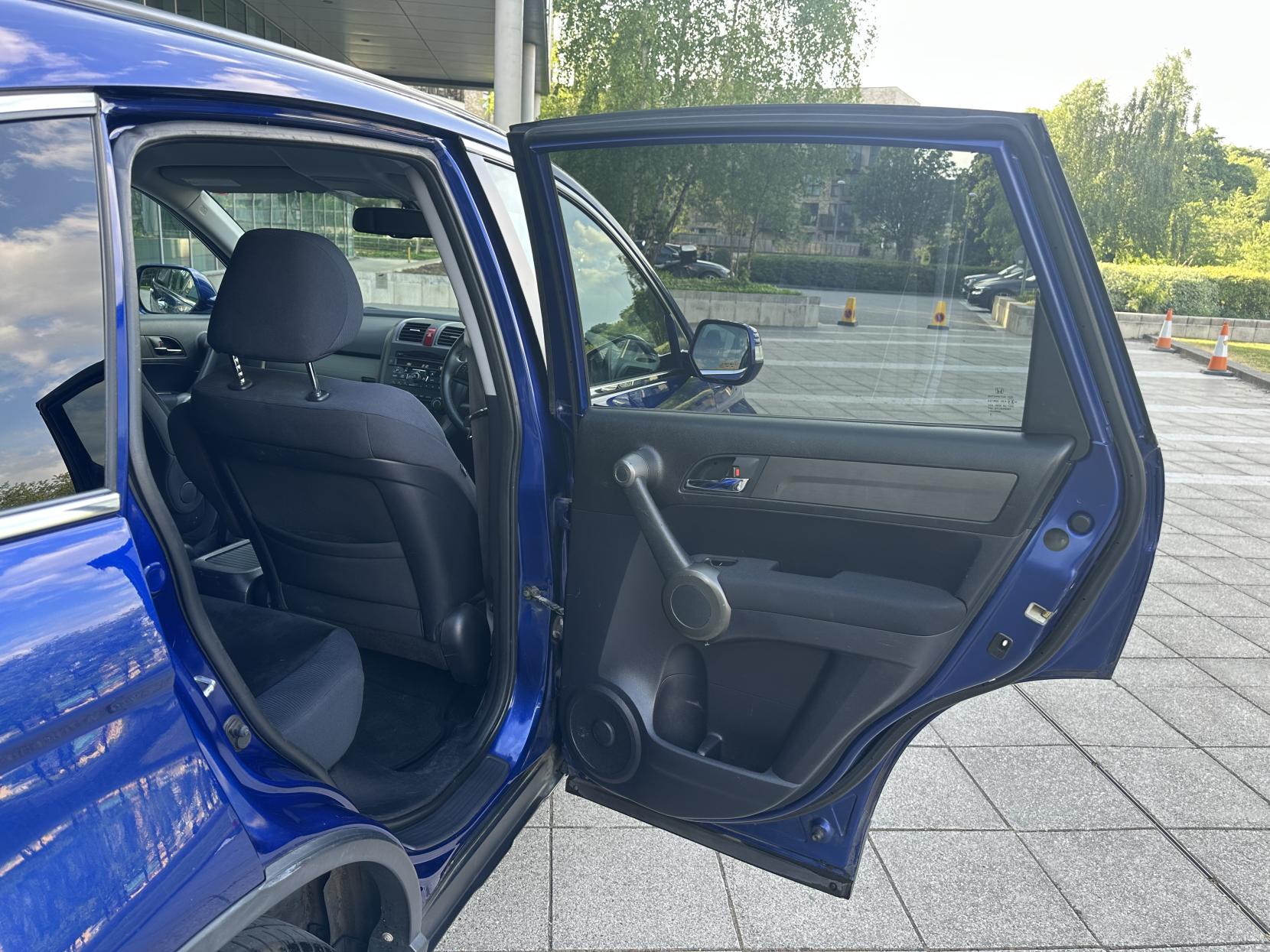Honda CR-V 2.0 i-VTEC SE Plus SUV 5dr Petrol Auto 4WD Euro 5 (150 ps)