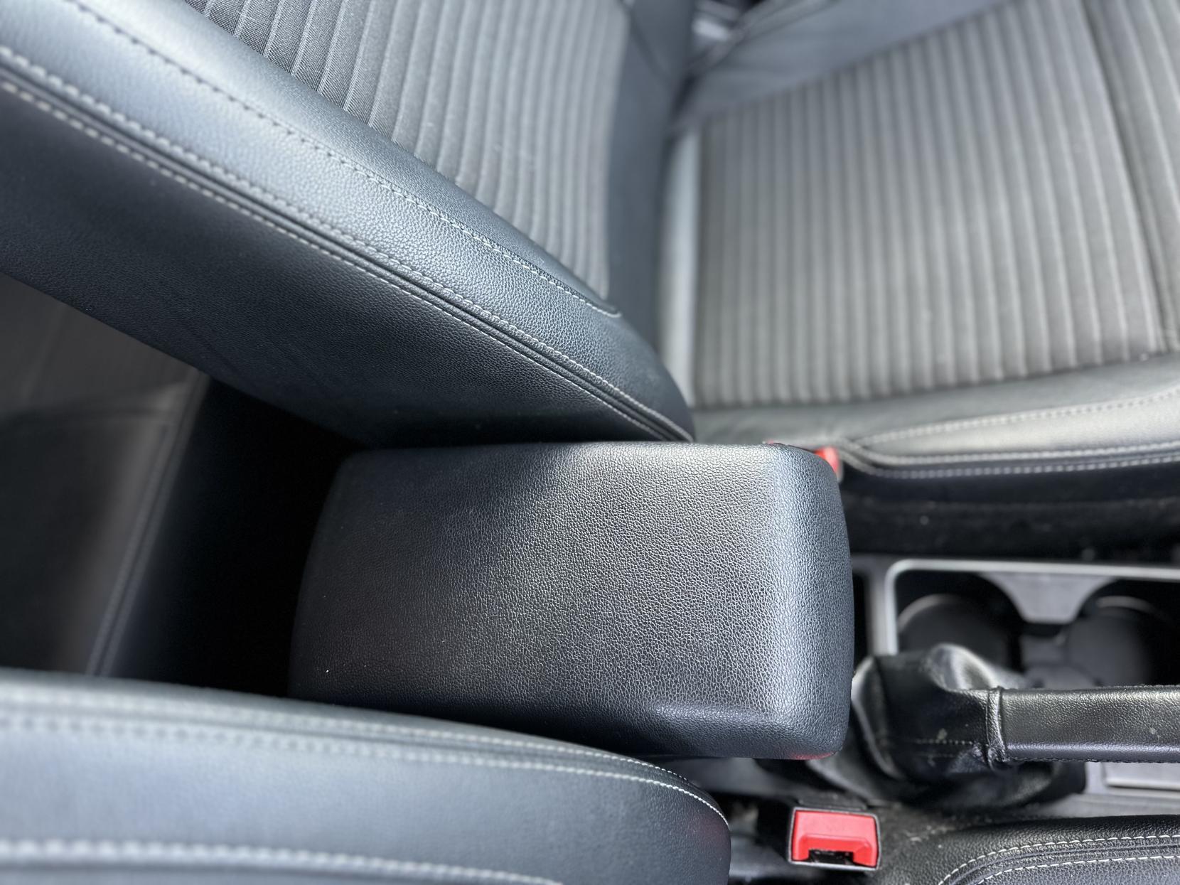 Ford EcoSport 1.0T EcoBoost GPF Titanium SUV 5dr Petrol Auto Euro 6 (s/s) (125 ps)