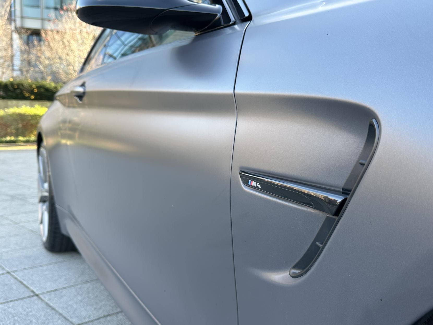 BMW M4 3.0 BiTurbo Coupe 2dr Petrol DCT Euro 6 (s/s) (431 ps)