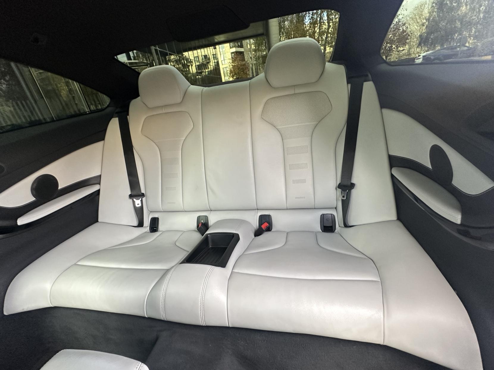 BMW M4 3.0 BiTurbo Coupe 2dr Petrol DCT Euro 6 (s/s) (431 ps)