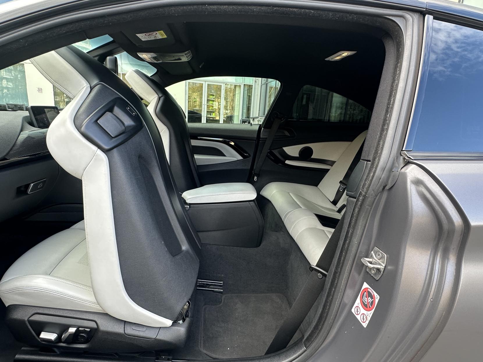 BMW M4 3.0 BiTurbo Coupe 2dr Petrol DCT Euro 6 (s/s) (431 ps)